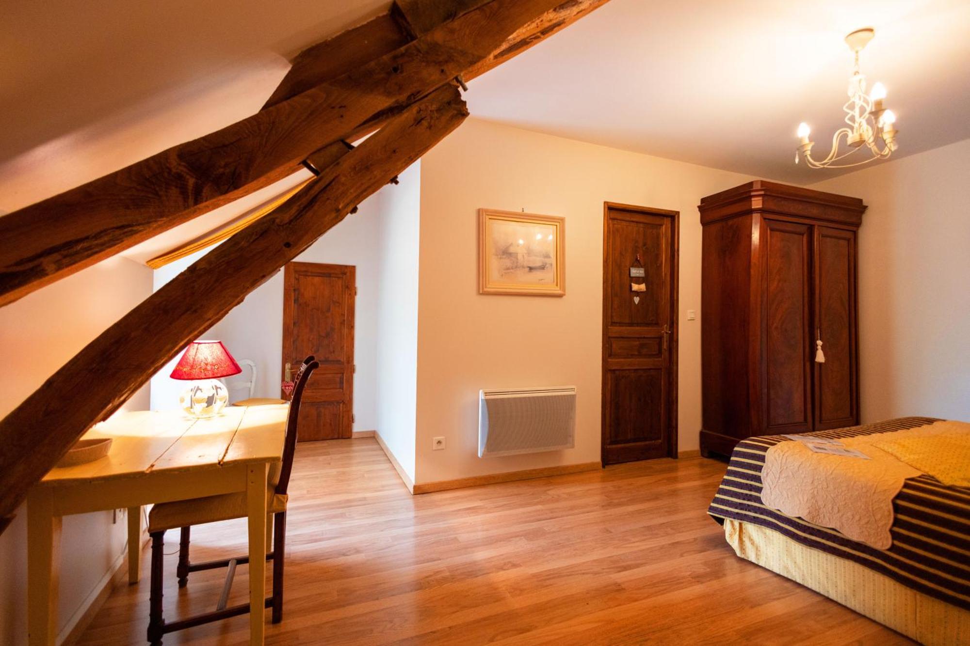 Ferme De Marpalu Bed & Breakfast La Ferte-Saint-Cyr Exterior photo