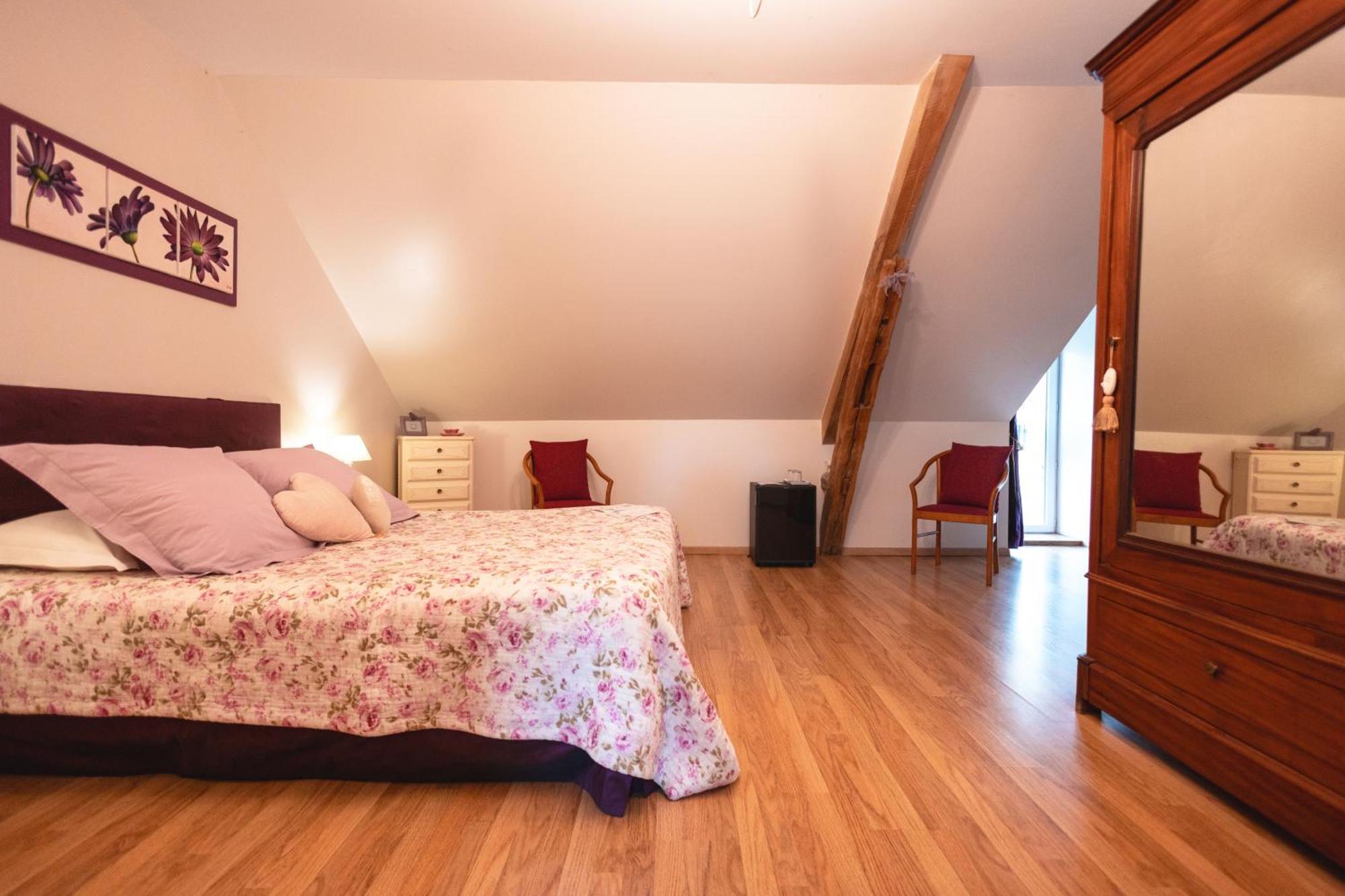 Ferme De Marpalu Bed & Breakfast La Ferte-Saint-Cyr Exterior photo
