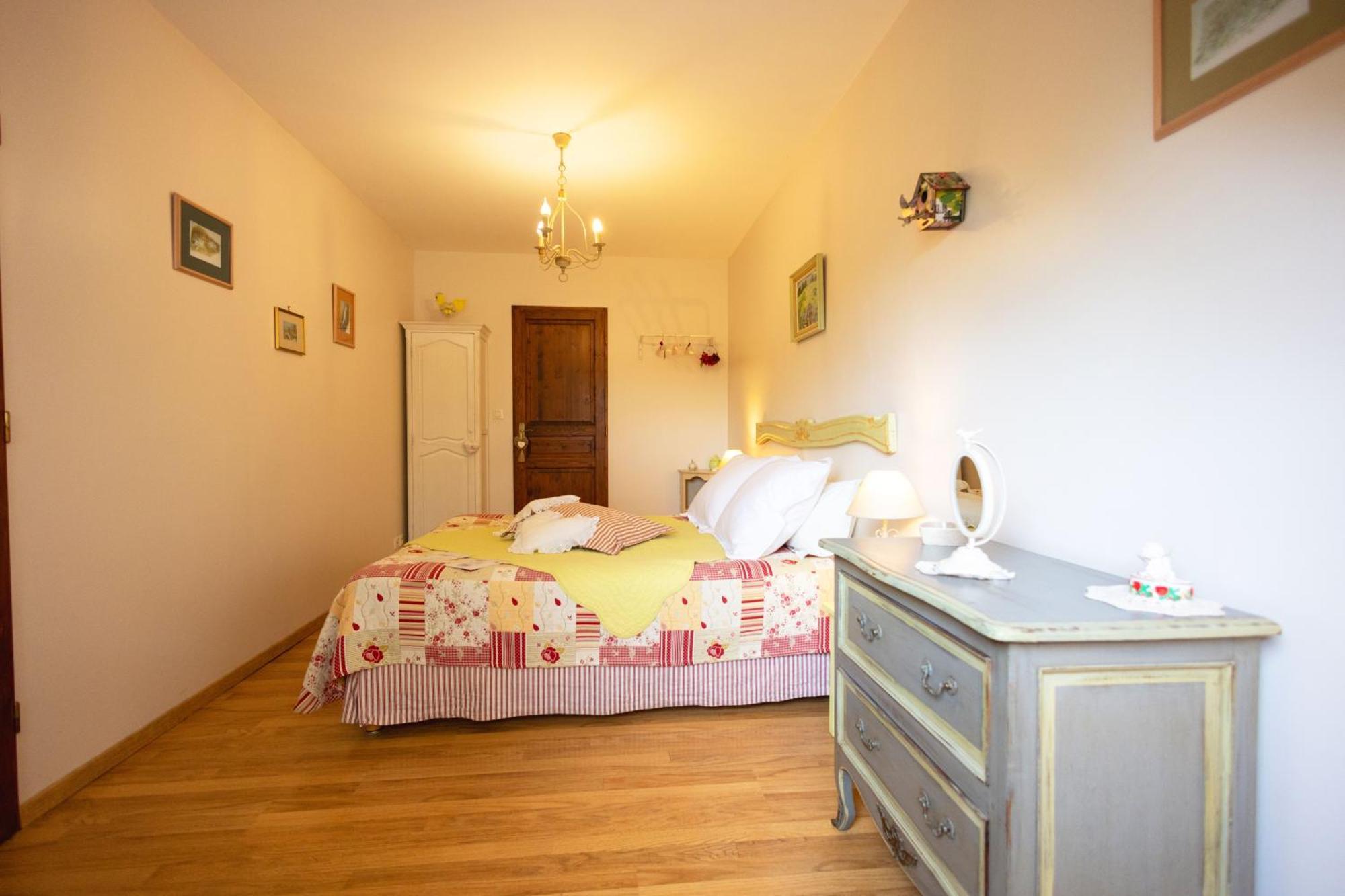 Ferme De Marpalu Bed & Breakfast La Ferte-Saint-Cyr Exterior photo
