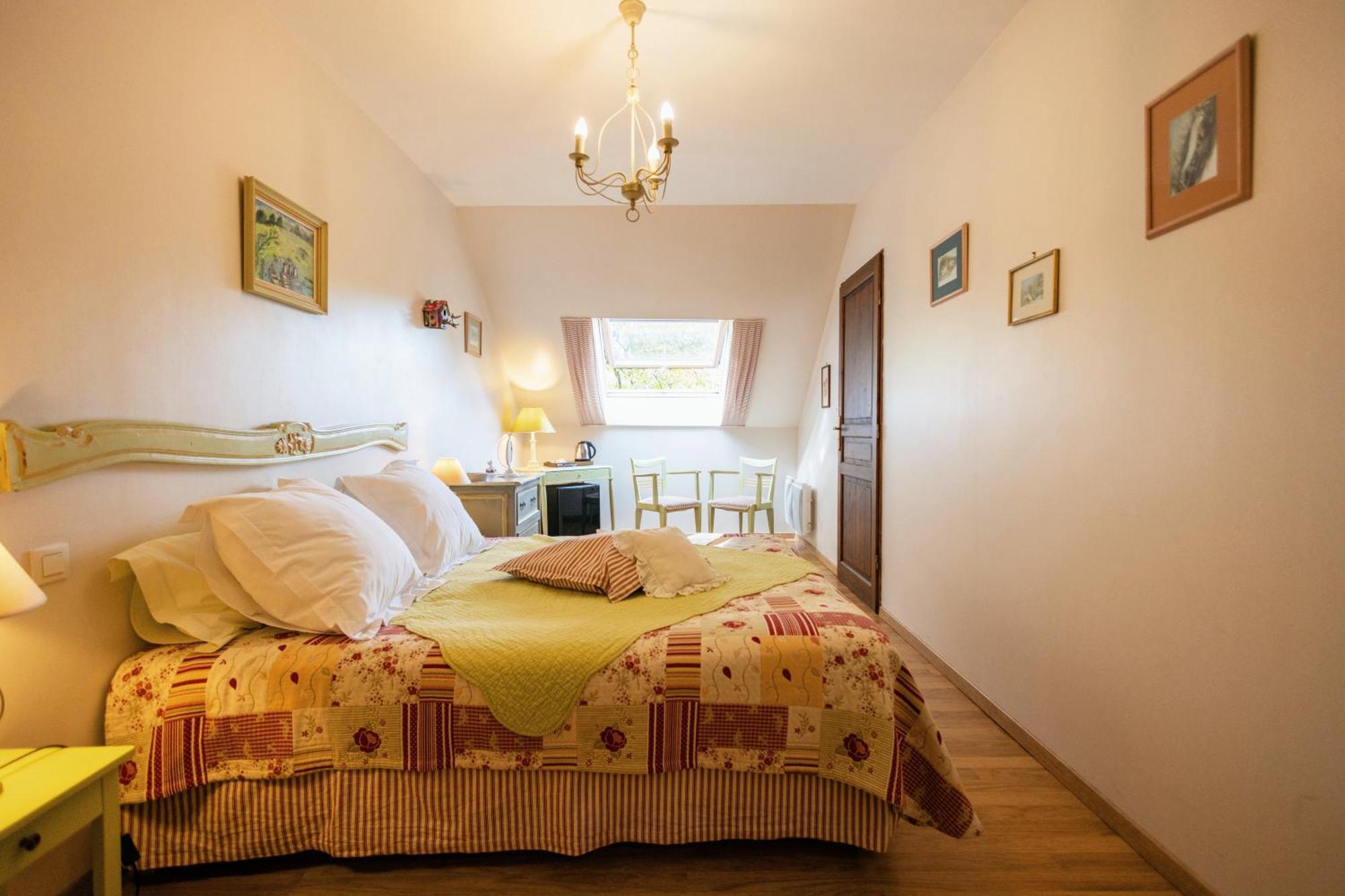 Ferme De Marpalu Bed & Breakfast La Ferte-Saint-Cyr Exterior photo